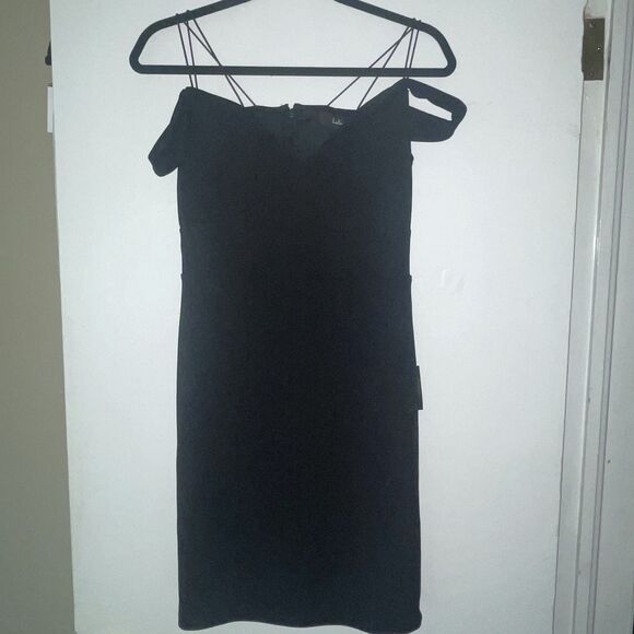 Lulus Dresses & Skirts - NWT‎ Lulus Black Dress Size M